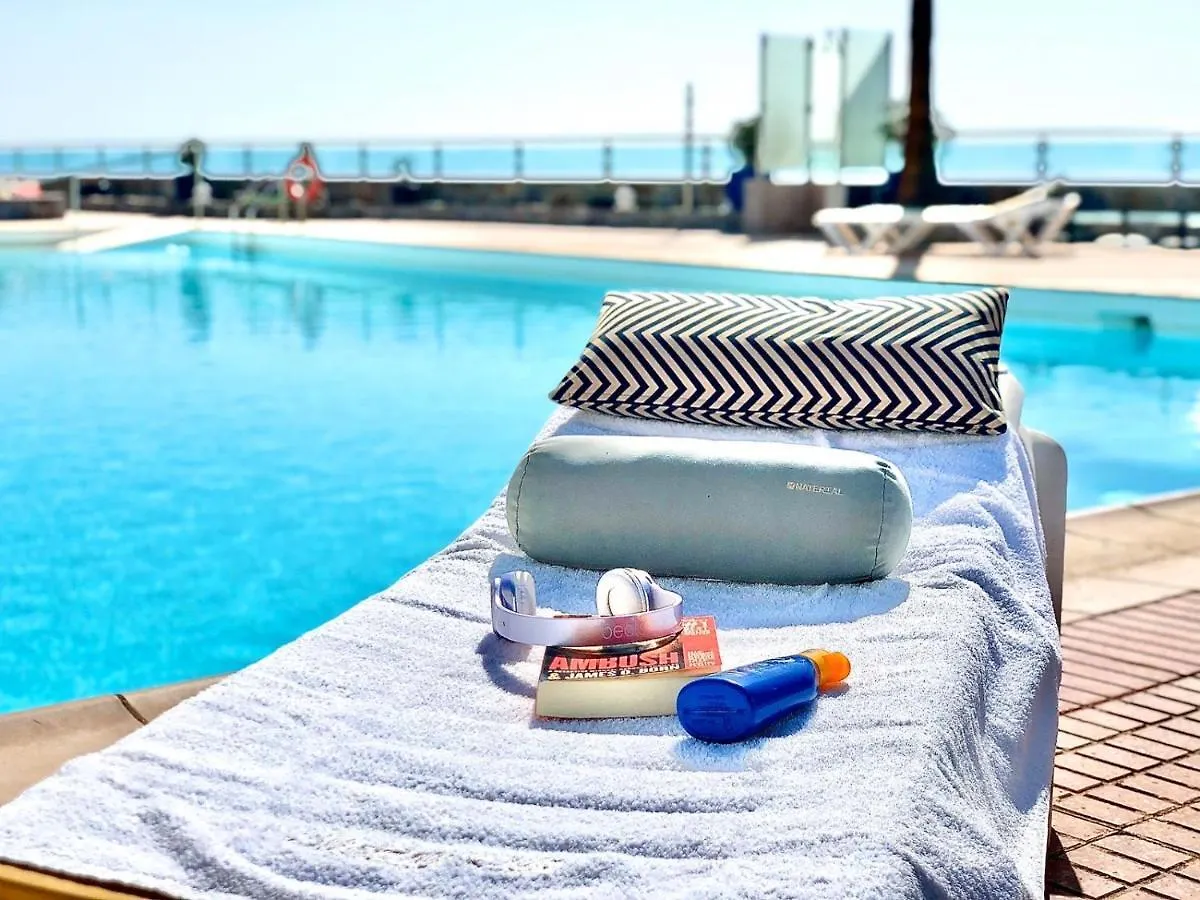Atlantic Ocean & Beach Views - Playa Del Cura Las Palmas de Gran Canaria